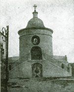 mauzoleum pomordowanych w 1919 r. w Złoczowie